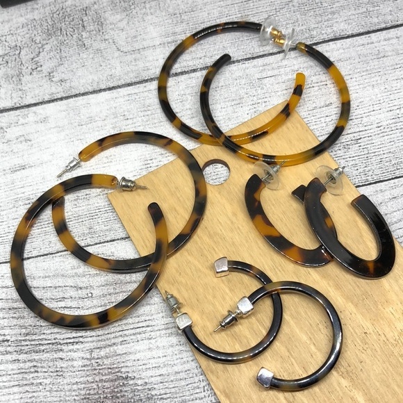 Curated bundle lot 4 faux tortoise shell earrings LrL and more - Picture 1 of 8